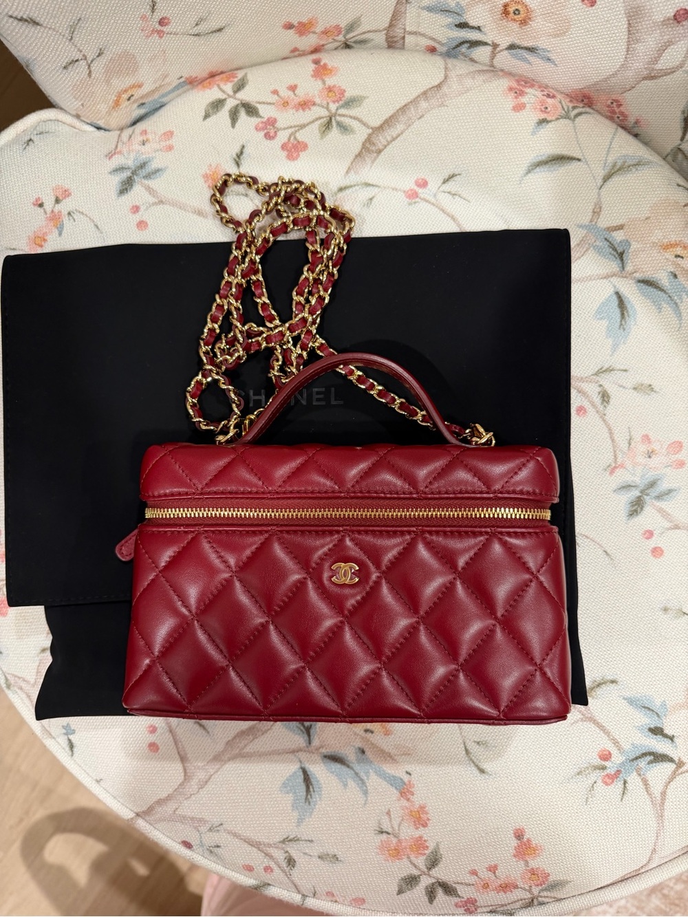 Brand new Chanel Quilted Vanity Top-Handle Bag in burgundy Gold Hardware